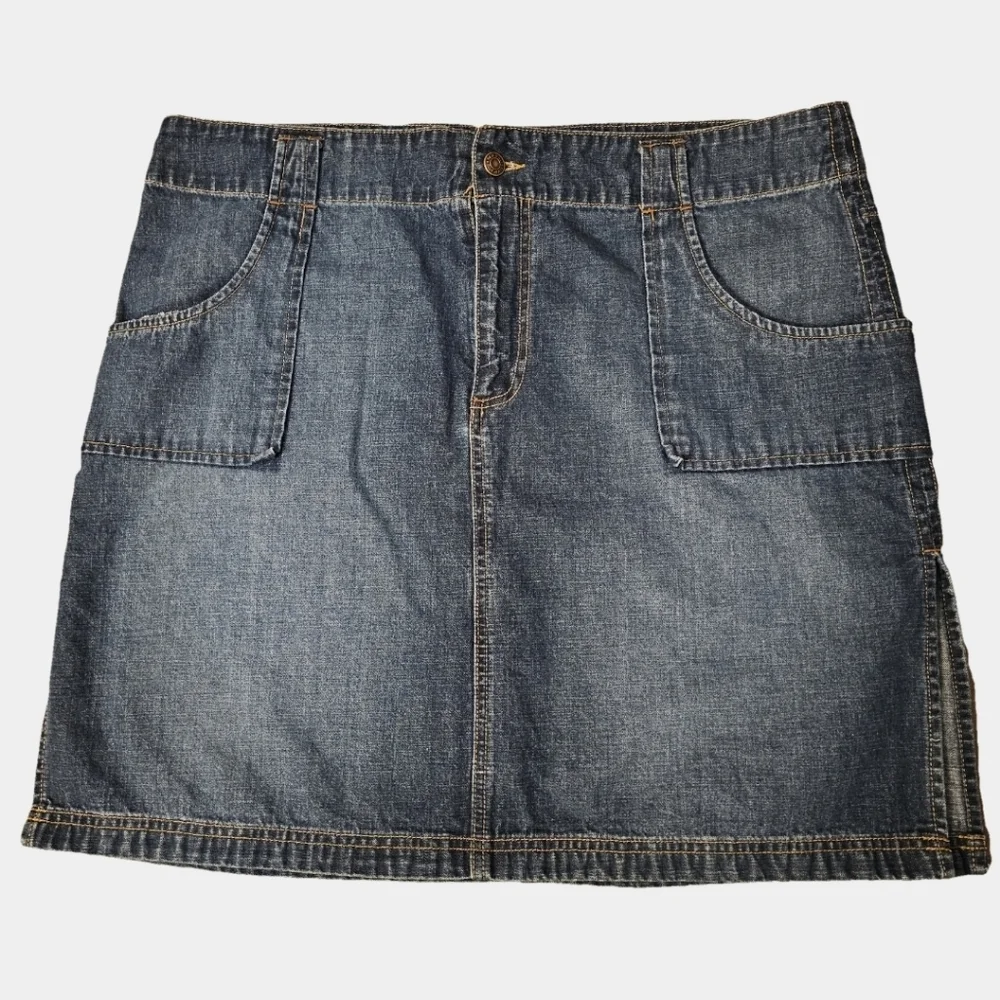 Old Navy Vintage 100% Cotton Y2K Denim Mini Skirt Size 18